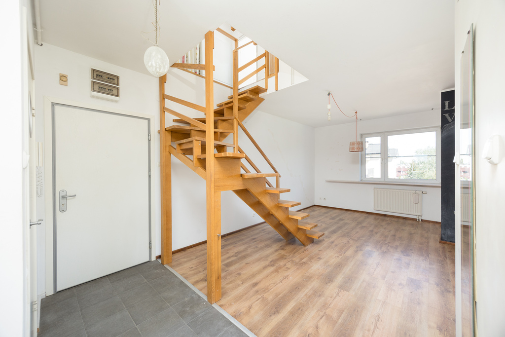 Jasne i przestronne | ponad 170m²| spacer 360°