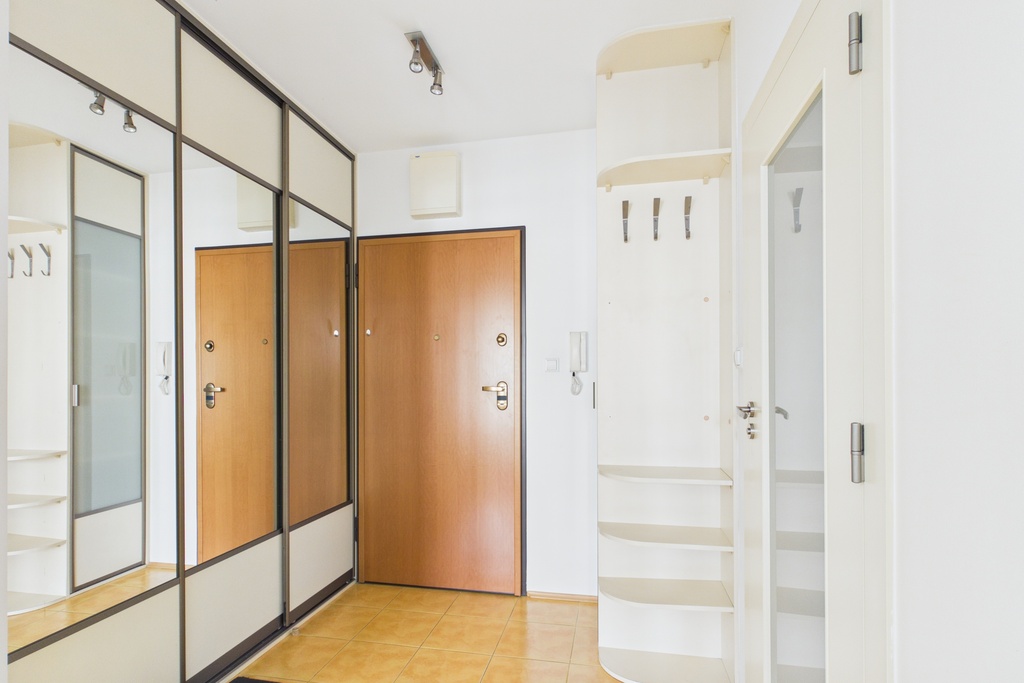 2 pokoje | Wynajem | 800m METRO KONDRATOWICZA