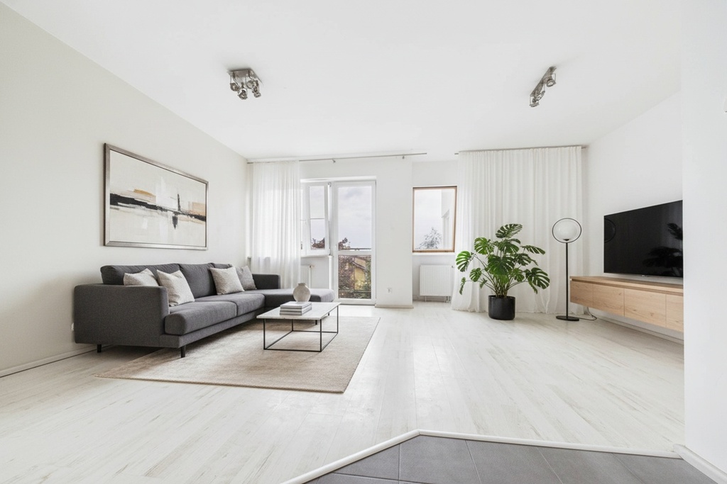 Jasne i przestronne | ponad 170m²| spacer 360°