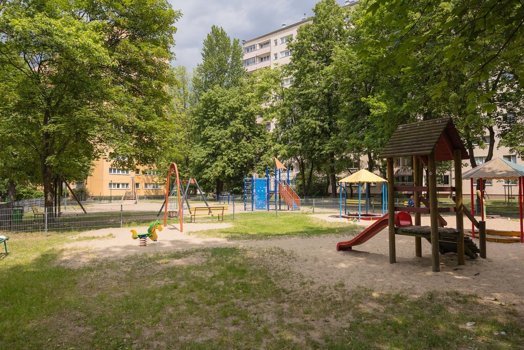 Dwustronne i ciche | Po remoncie | Obok metra