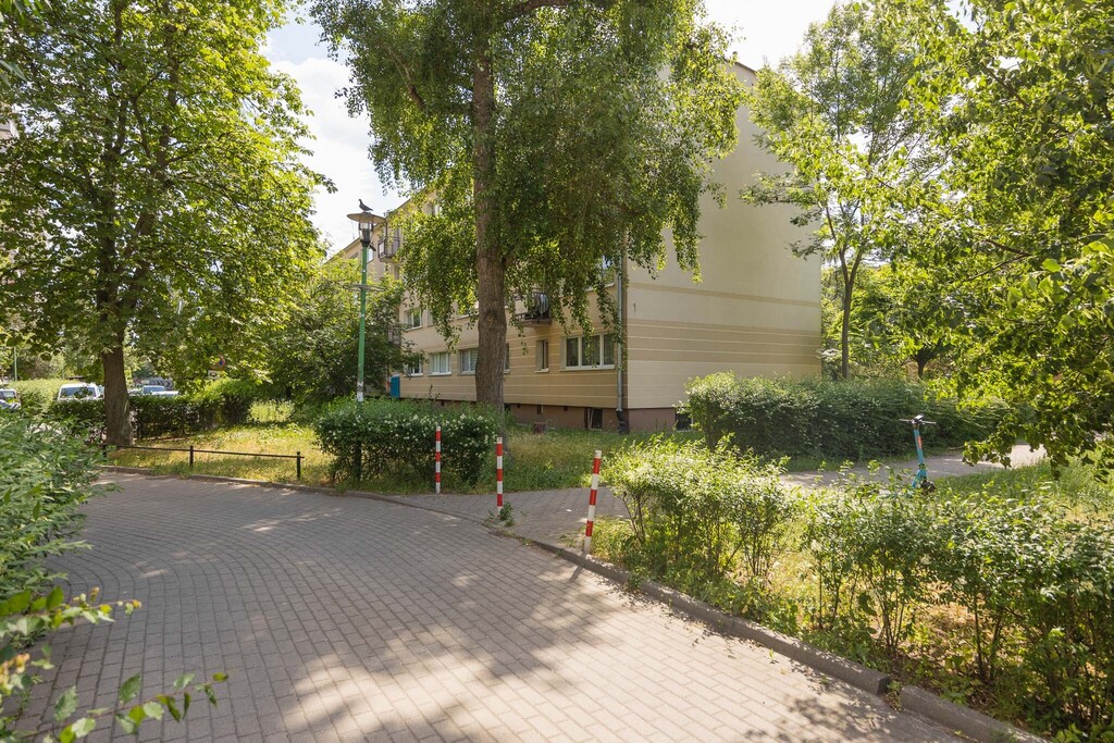 Blisko metra | Widne | Ciche | Na start